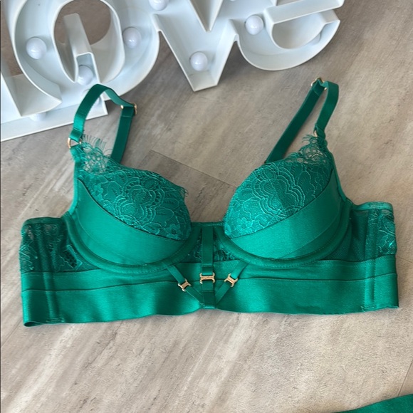 Honey Birdette Emerald Green Lace Bra - Picture 2 of 7